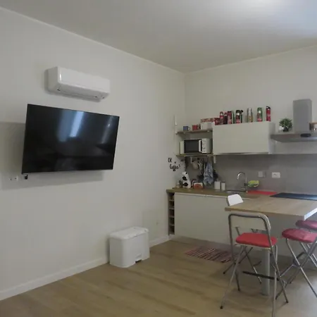 Rebibbia Guest Art Metro B Appartement *